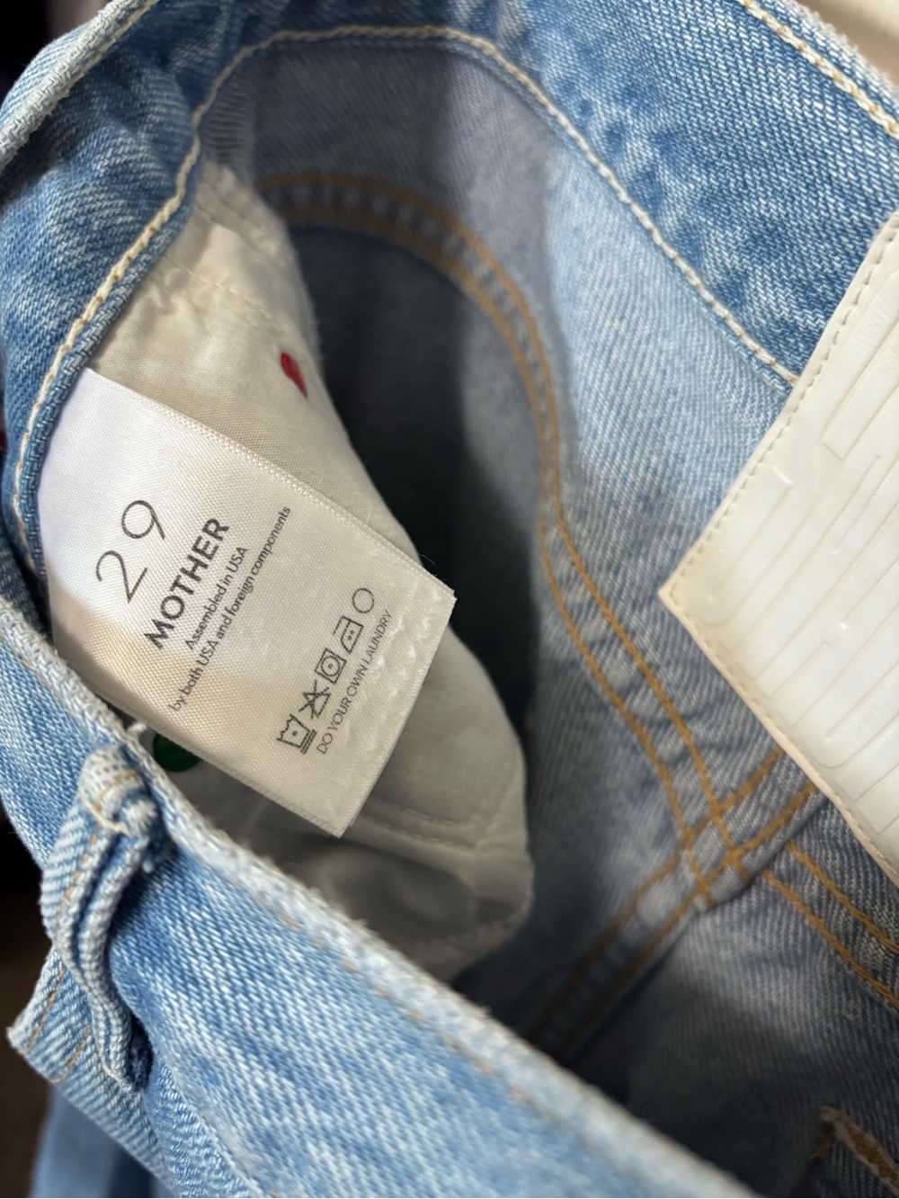 MOTHER Lemon Twist Sneak Denim Size 29 - Picture 5 of 6